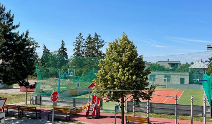 Fotka - Modernizácia športovo - rekreačného areálu v obci Ždaňa